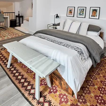 샬레 The Village Loft