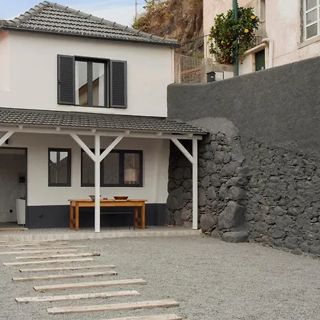 샬레 The Village Loft
